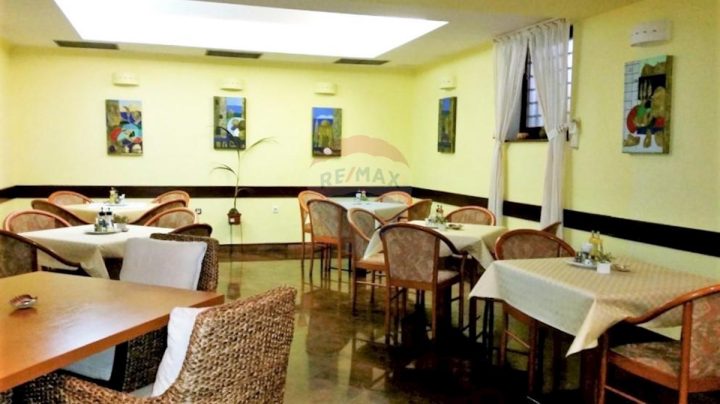 Business premises for sale 82 m² – Poreč