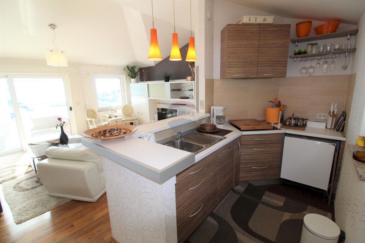 Flat For sale - PRIMORSKO-GORANSKA  OPATIJA 