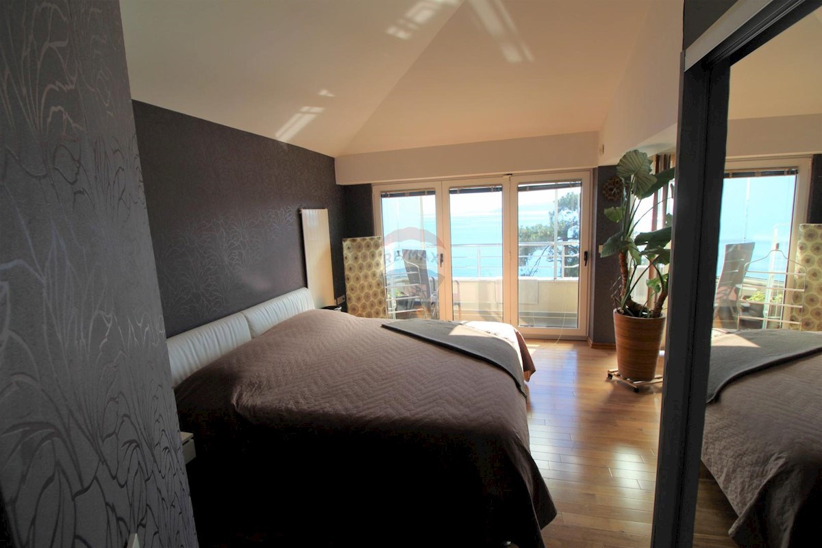 Flat For sale - PRIMORSKO-GORANSKA  OPATIJA 