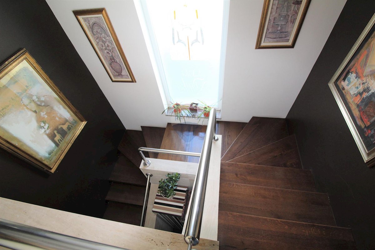 Flat For sale - PRIMORSKO-GORANSKA  OPATIJA 