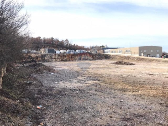 Land for sale 3581 m² – Ježenj