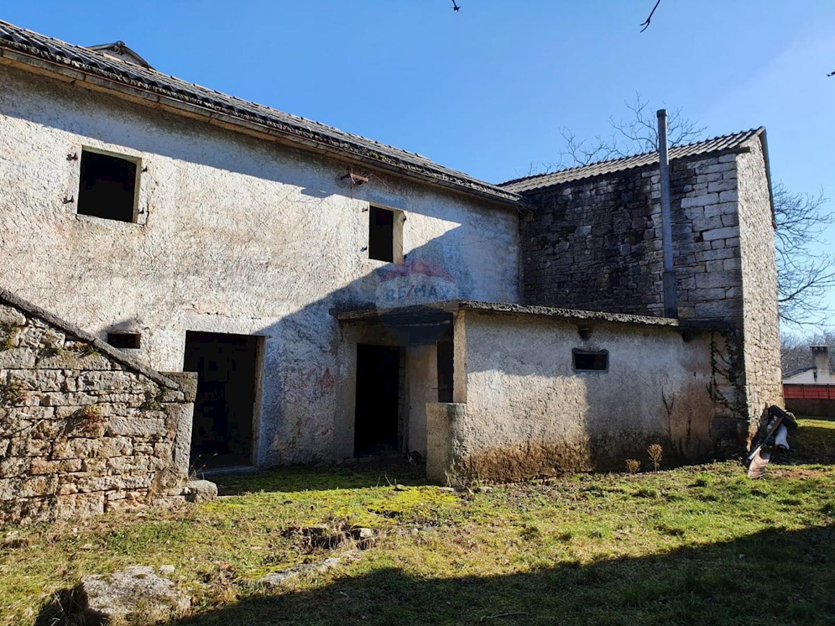 Haus Zu verkaufen - ISTARSKA  GRAČIŠĆE 