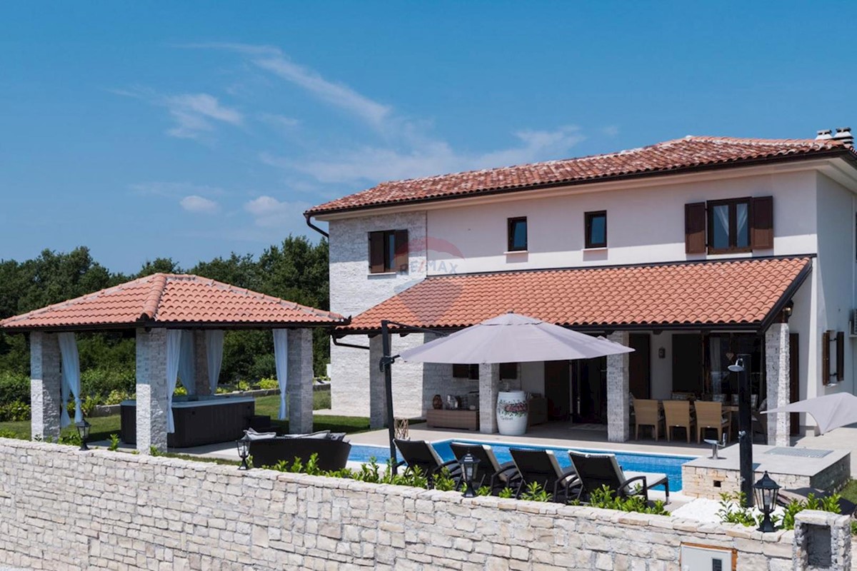 Haus Zu verkaufen - ISTARSKA  VIŠNJAN 