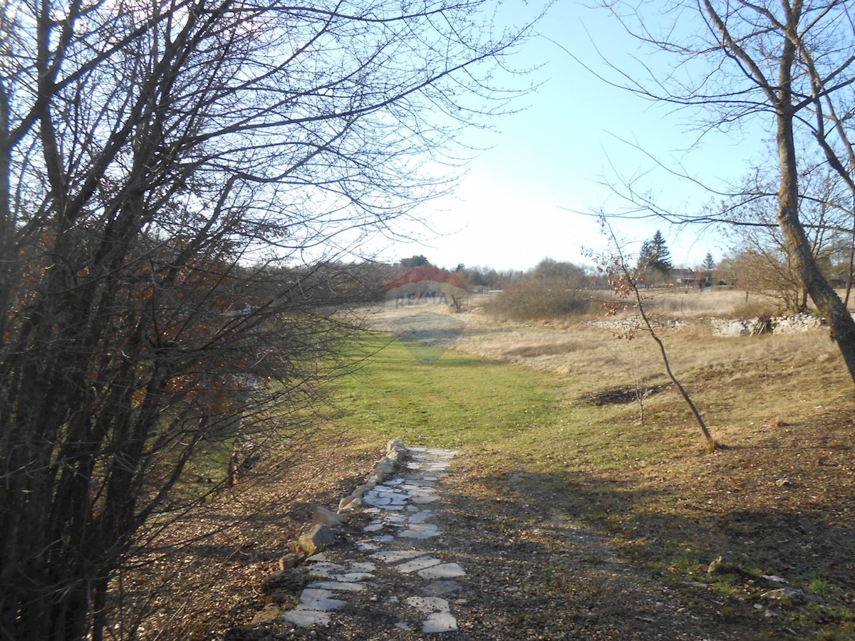 Pozemok Na predaj - ISTARSKA  PAZIN 