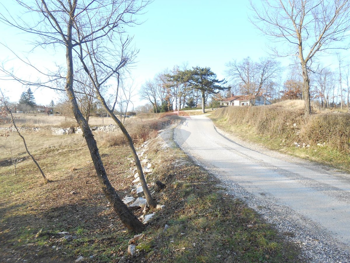 Land For sale - ISTARSKA  PAZIN 