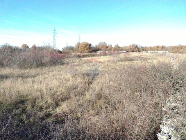 Zemljište na prodaju 5257 m² – Salambati