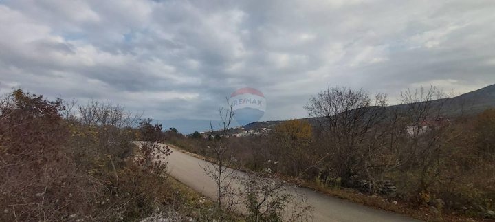 Land for sale 1130 m² – Vrbnik