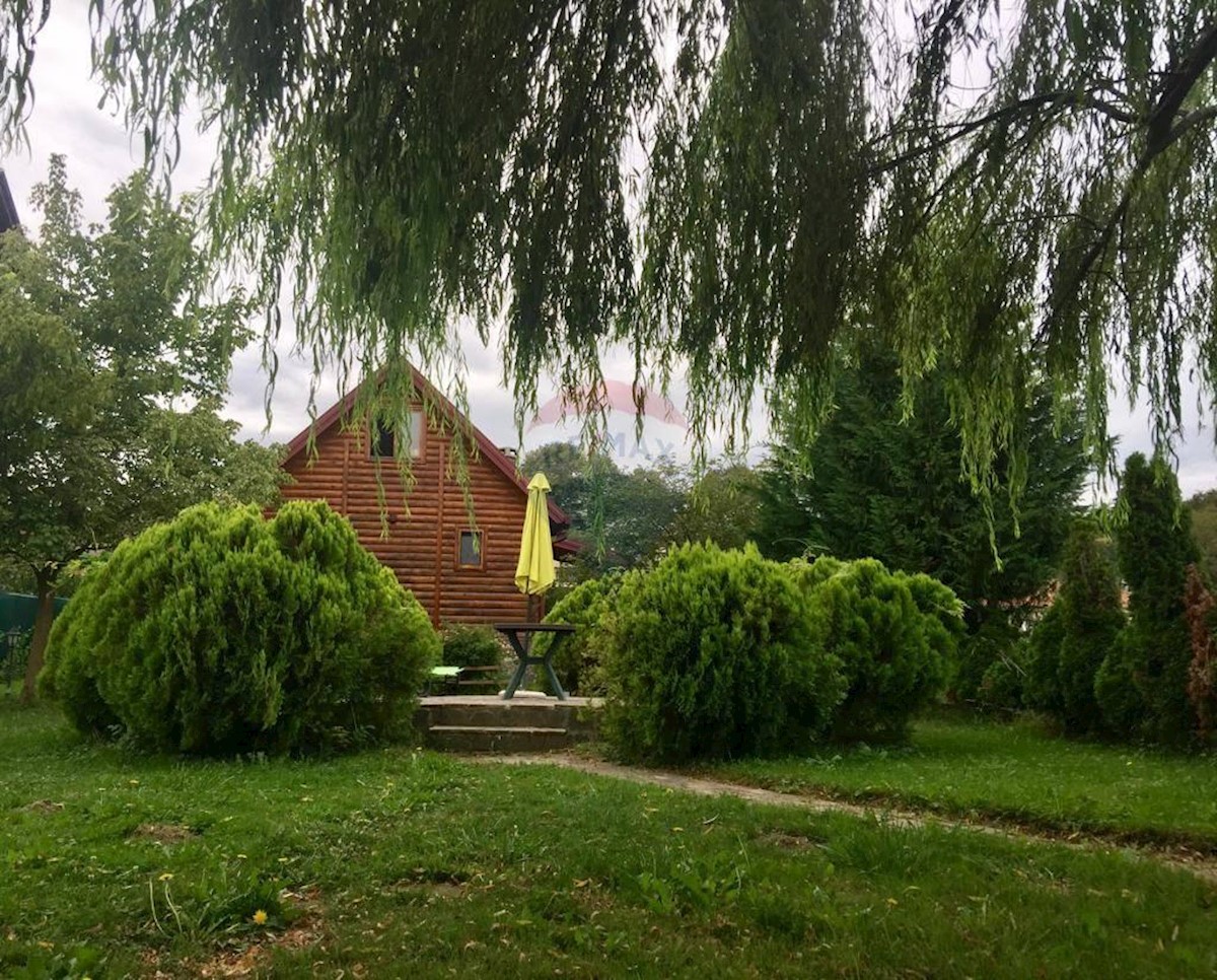 Hiša Naprodaj - ZAGREBAČKA  Samobor