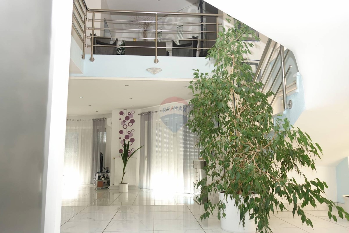 House For sale - PRIMORSKO-GORANSKA  CRIKVENICA 