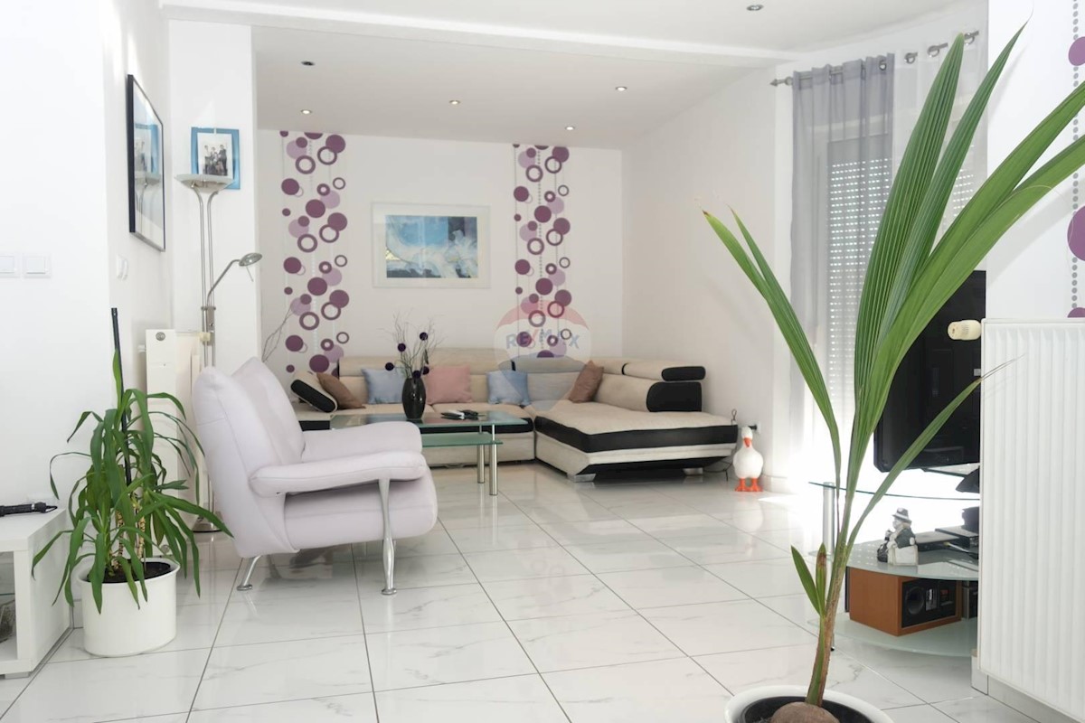 House For sale - PRIMORSKO-GORANSKA  CRIKVENICA 