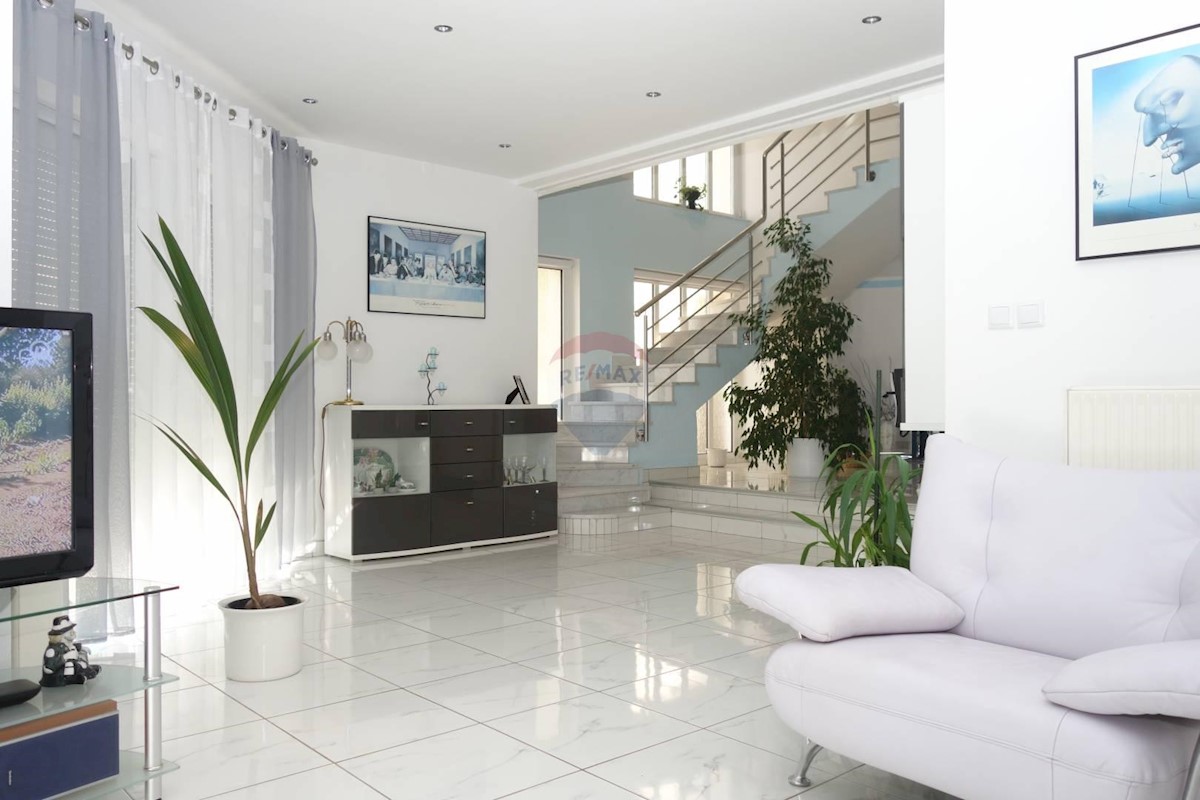 House For sale - PRIMORSKO-GORANSKA  CRIKVENICA 