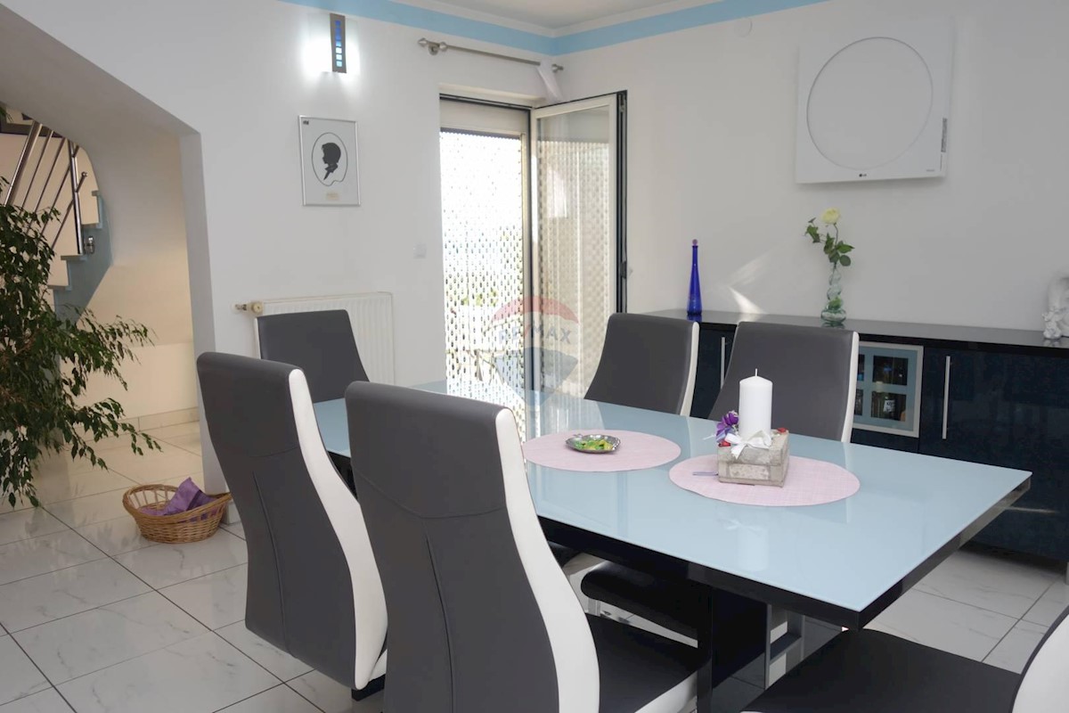 House For sale - PRIMORSKO-GORANSKA  CRIKVENICA 