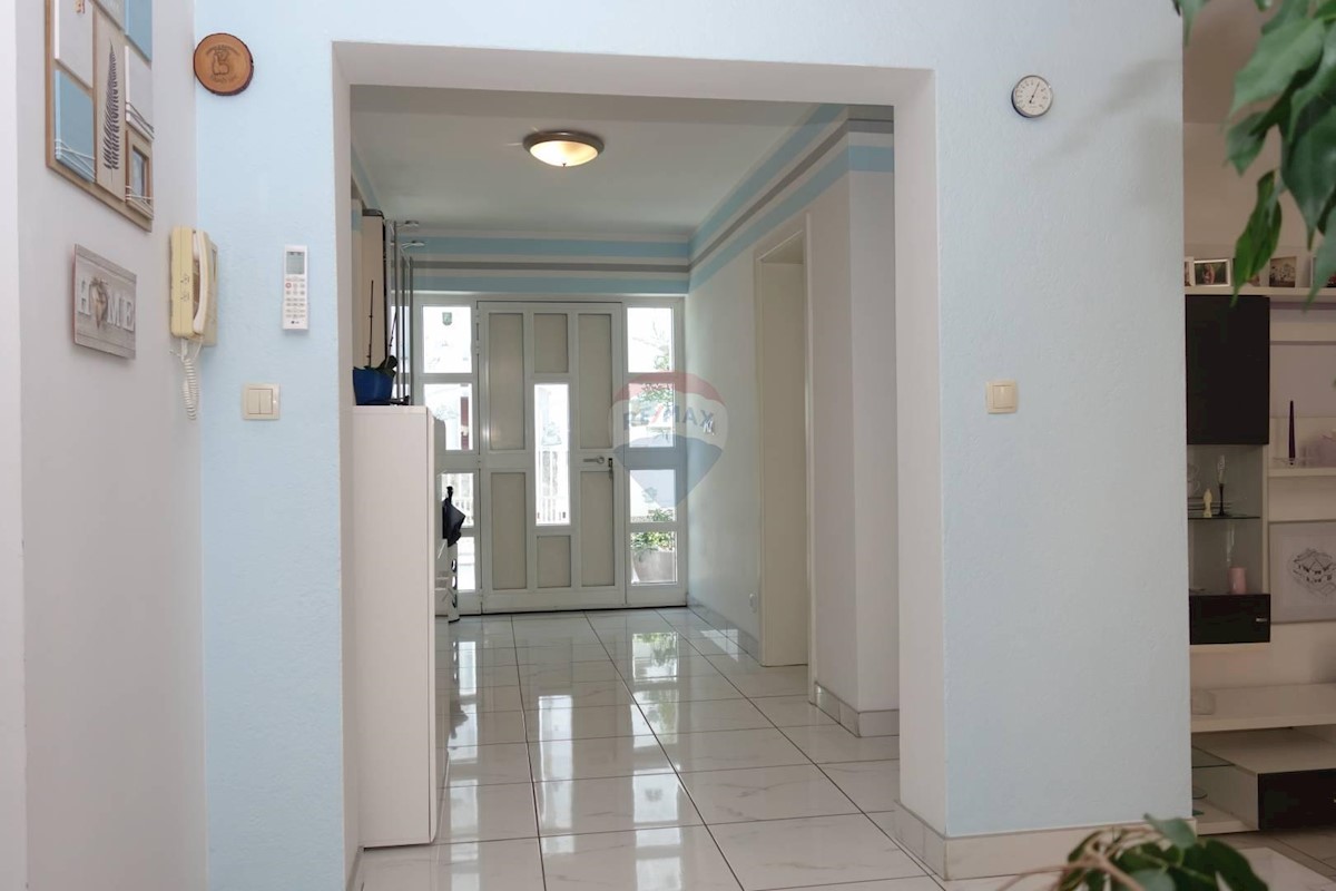 House For sale - PRIMORSKO-GORANSKA  CRIKVENICA 