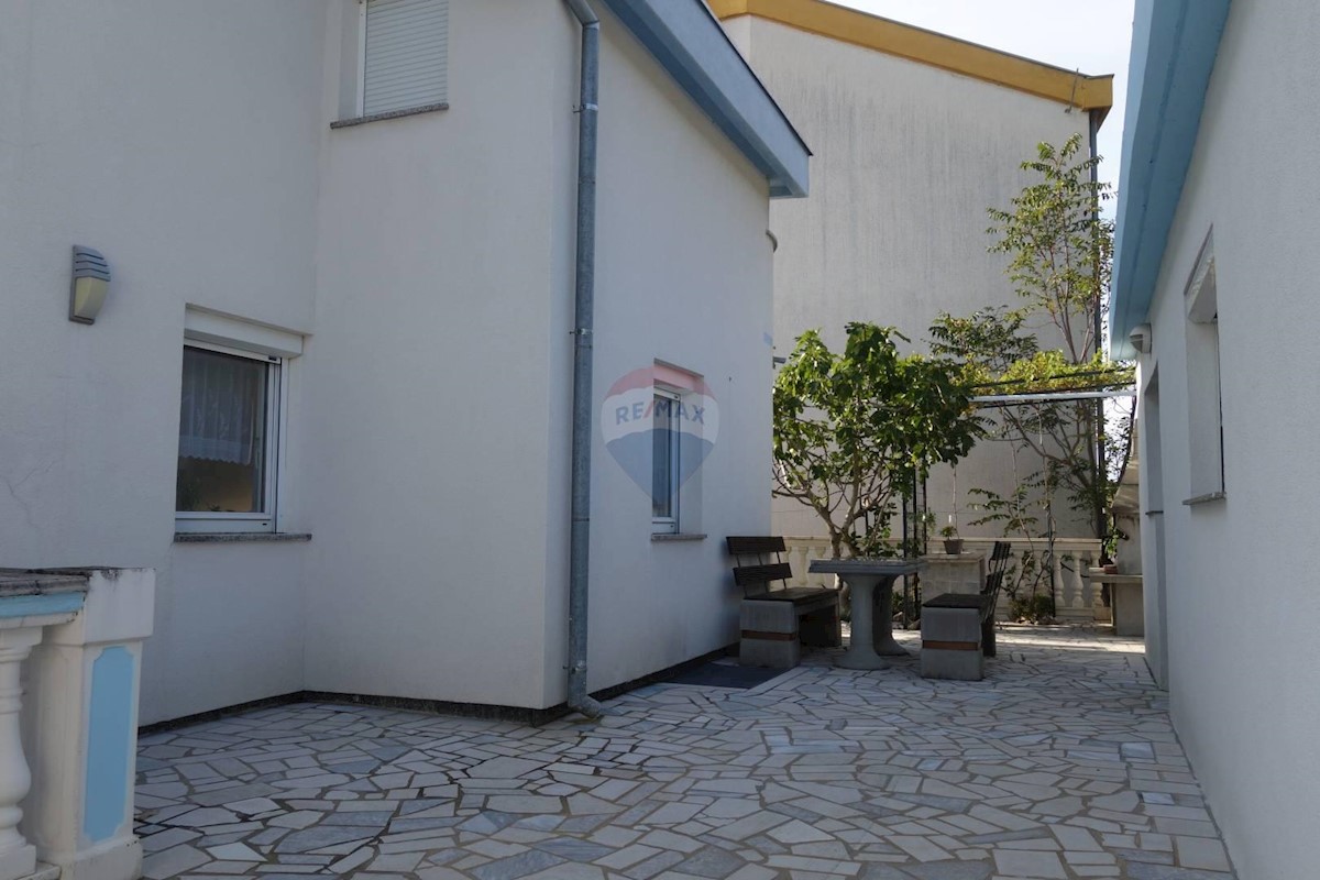 House For sale - PRIMORSKO-GORANSKA  CRIKVENICA 