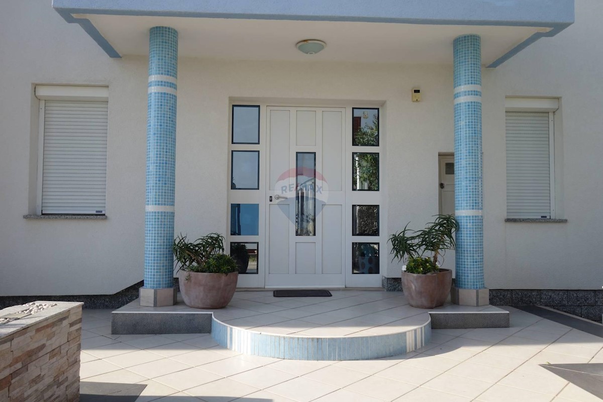 House For sale - PRIMORSKO-GORANSKA  CRIKVENICA 