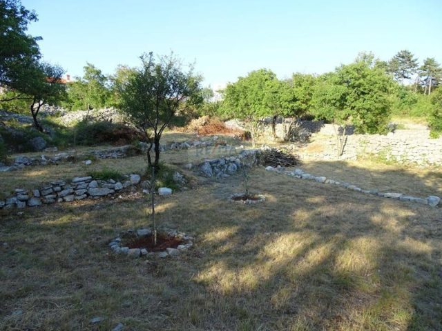 Terreno in vendita 1800 m² – Rijeka