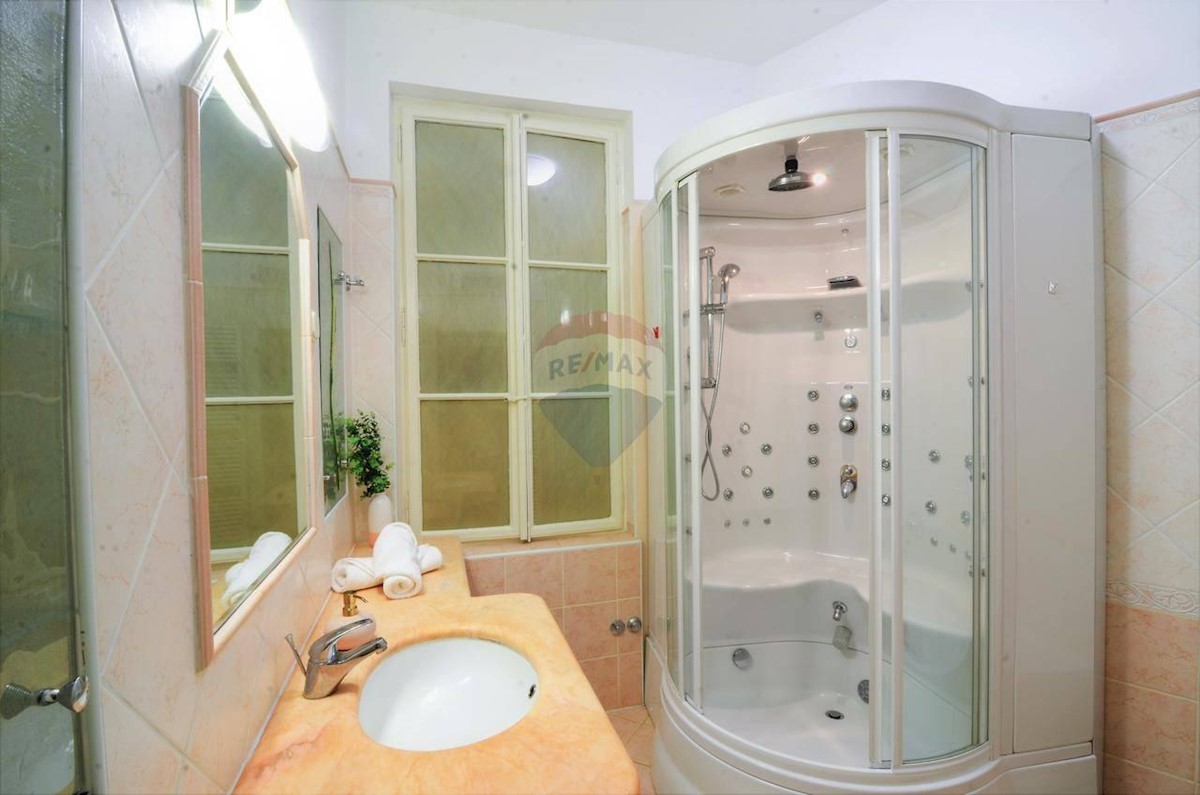 Flat For sale - PRIMORSKO-GORANSKA  OPATIJA 