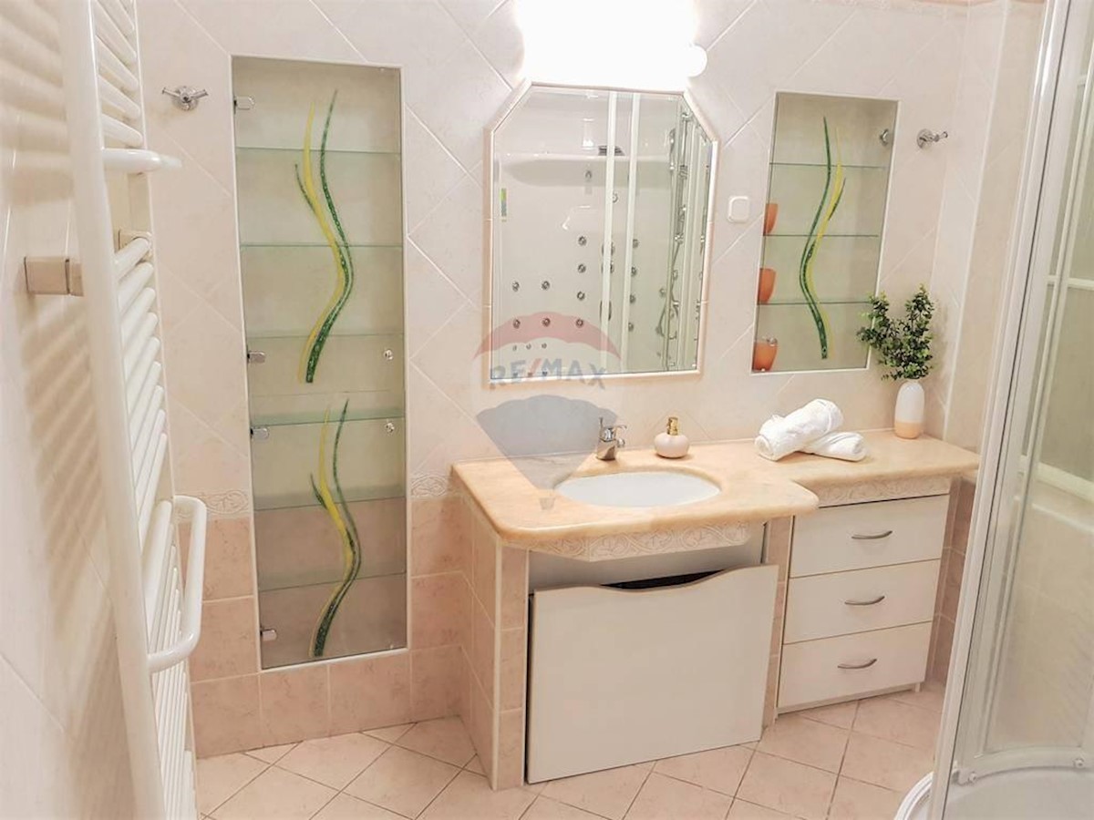 Flat For sale - PRIMORSKO-GORANSKA  OPATIJA 