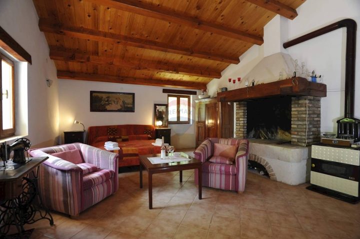 Dům na prodej 20000 m² – Rovinj
