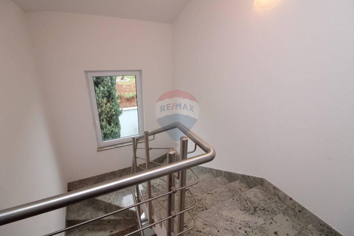 Flat For sale - PRIMORSKO-GORANSKA  OPATIJA 