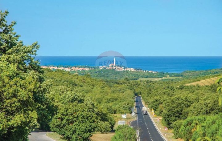 Grundstück zu verkaufen 4400 m² – Rovinjsko Selo