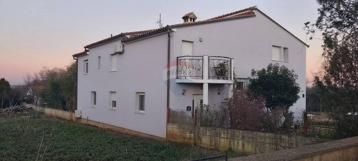 Kuća Na prodaju - ISTARSKA  PULA 