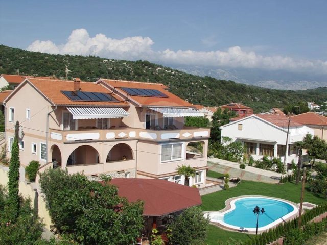 Kuća na prodaju 430 m² – Barbat Na Rabu