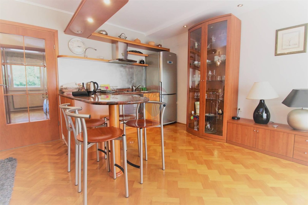 Apartment Zu vermieten - PRIMORSKO-GORANSKA  MATULJI 