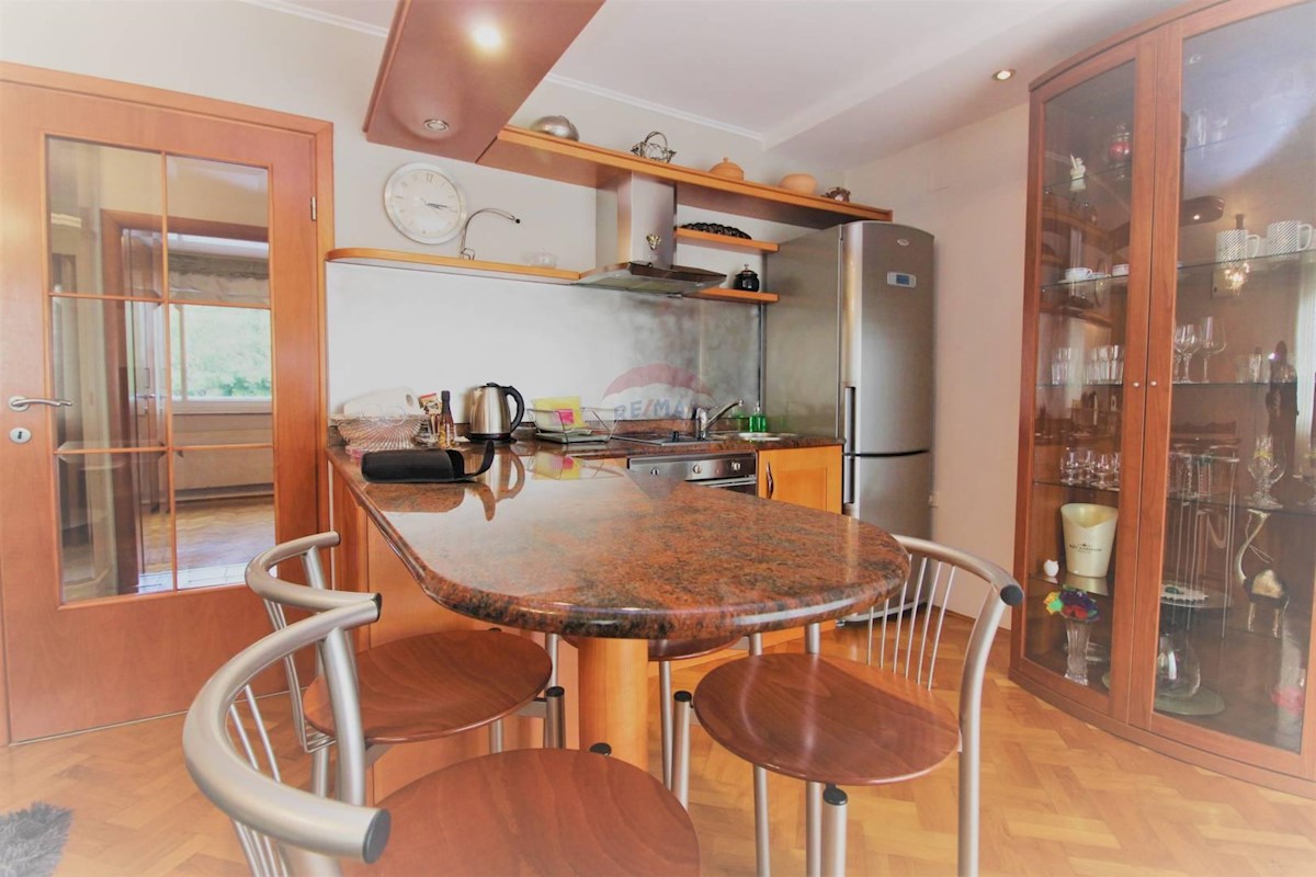 Apartment Zu vermieten - PRIMORSKO-GORANSKA  MATULJI 