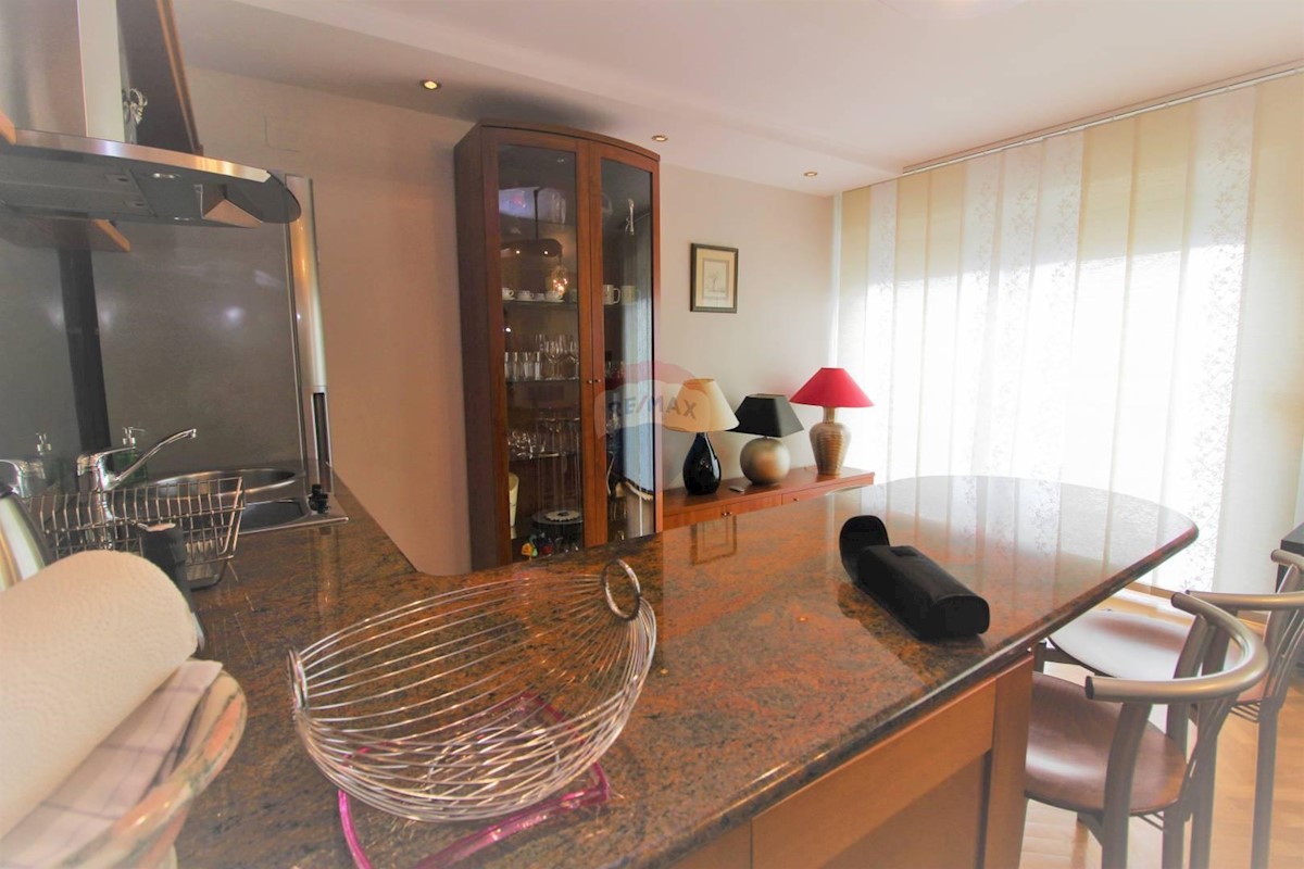 Apartment Zu vermieten - PRIMORSKO-GORANSKA  MATULJI 