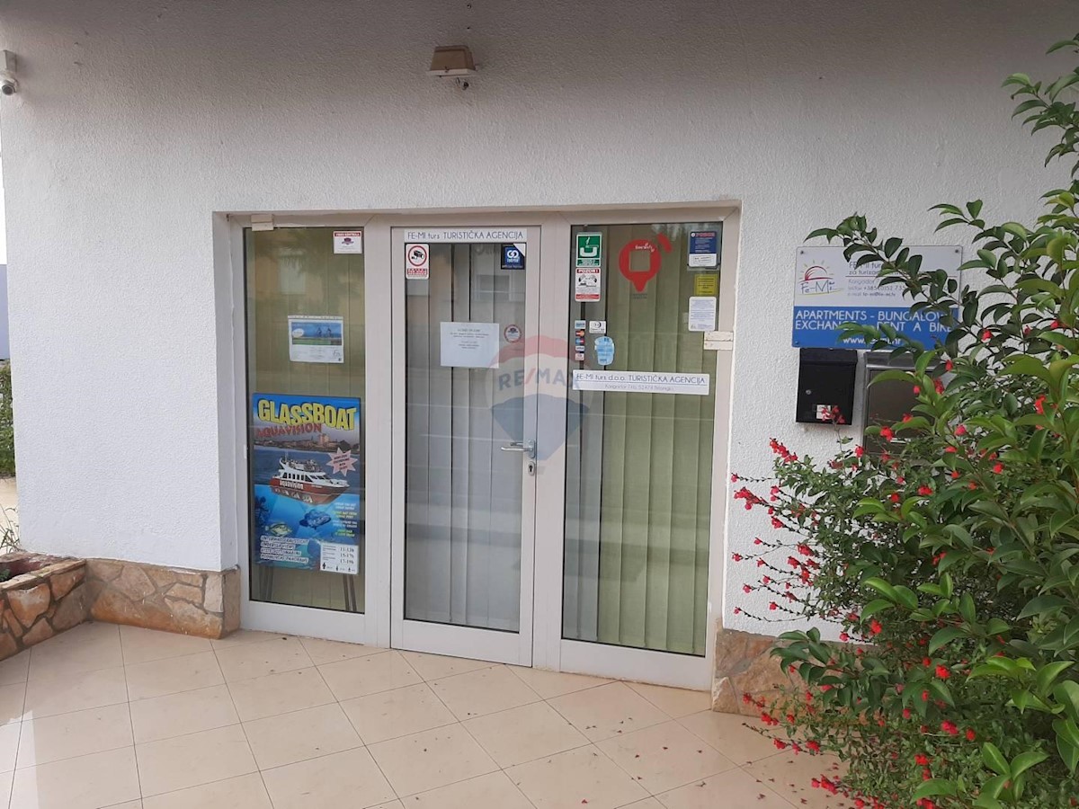 Business premises For sale - ISTARSKA  BRTONIGLA 