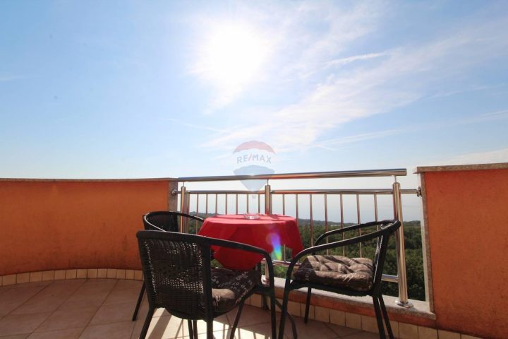 Appartamento da affittare 115 m² – Brestovice