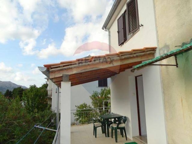 Dům na prodej 90 m² – Jurandvor