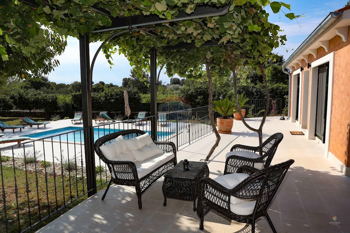 Haus Zu verkaufen - ISTARSKA  ROVINJ 