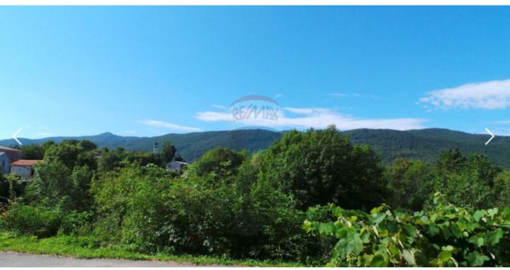 Terreno in vendita 3061 m² – Žejane