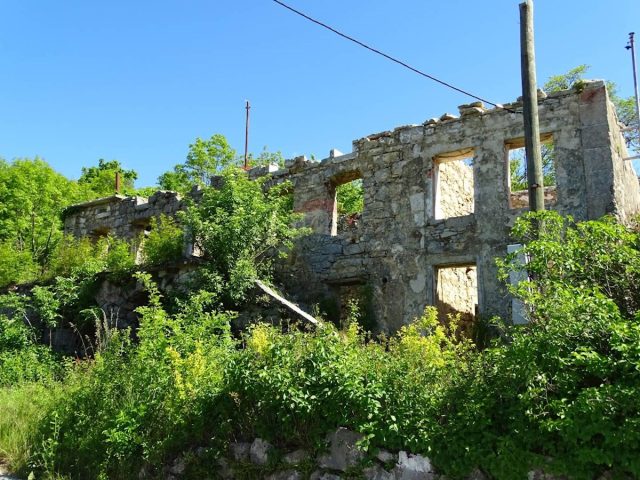 Maison à vendre 200 m² – Breza