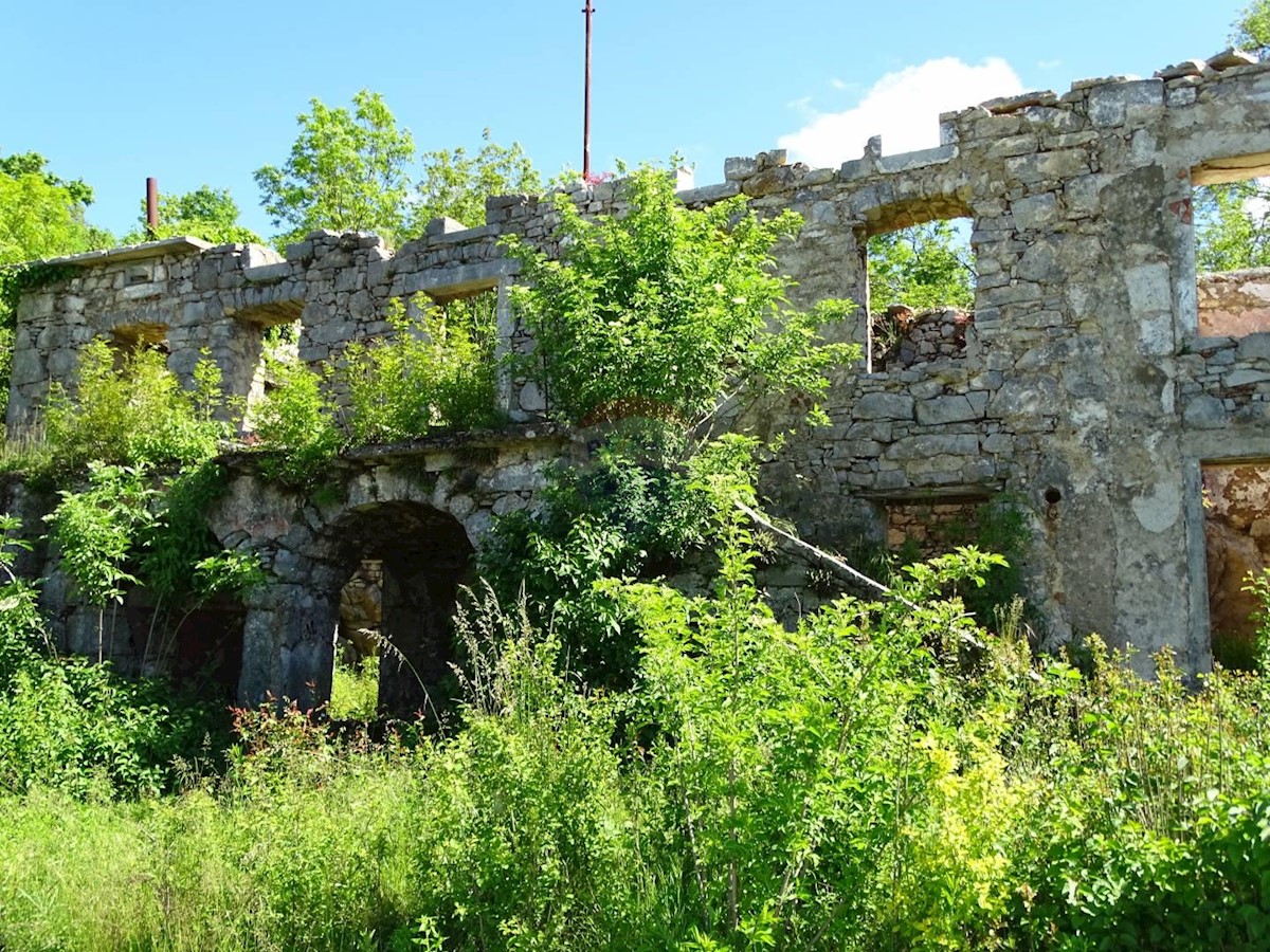 Dom Na predaj - PRIMORSKO-GORANSKA  KLANA 
