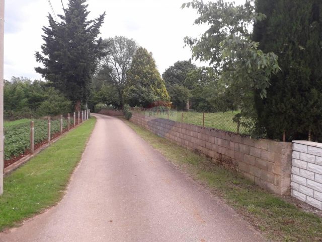 Zemljište na prodaju 1692 m² – Hrboki