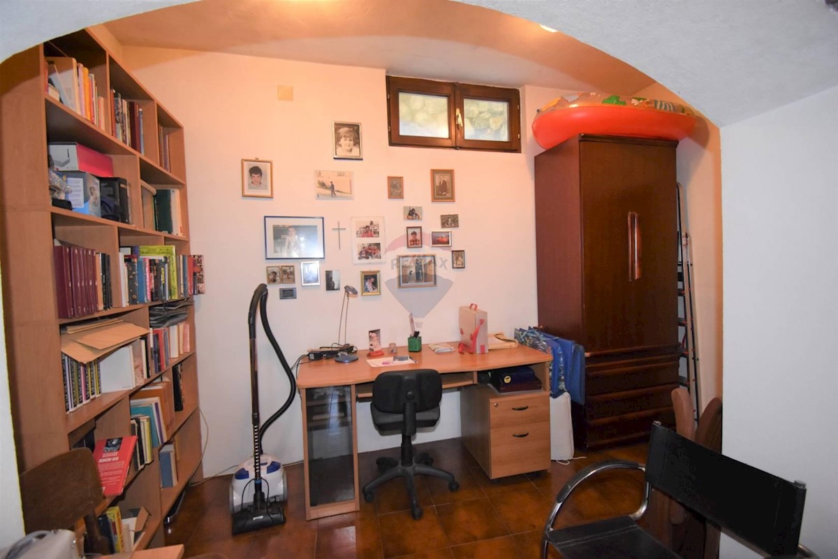 House For sale - PRIMORSKO-GORANSKA  CRIKVENICA 