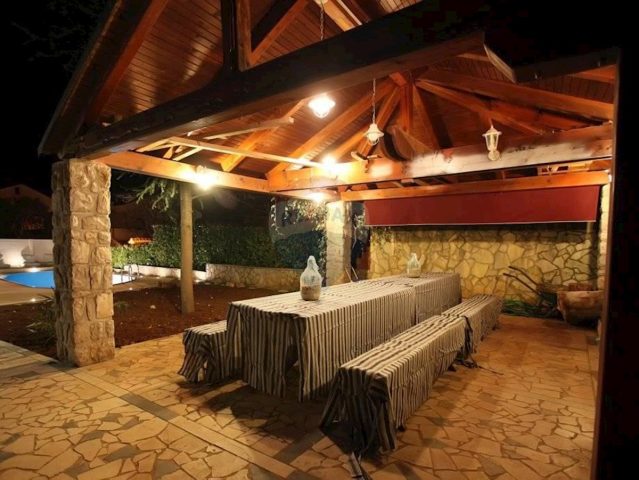 House for sale 360 m² – Malinska
