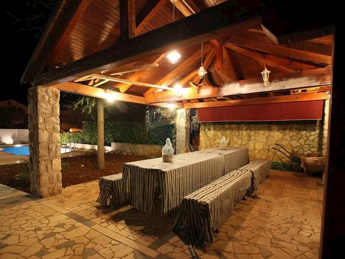 Haus Zu verkaufen - Primorsko-goranska Krk - foto 1/12