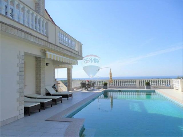 Hiša na predaj 256 m² – Palit