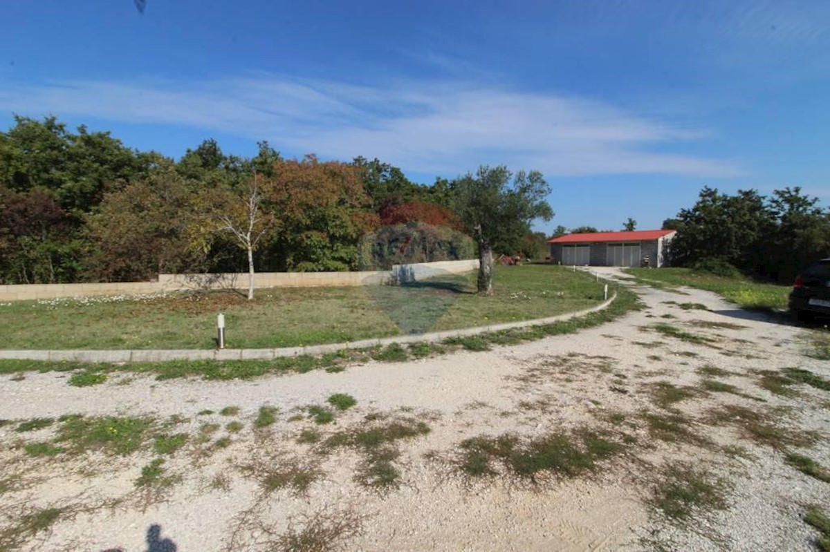 Haus Zu verkaufen - ISTARSKA  MARČANA 