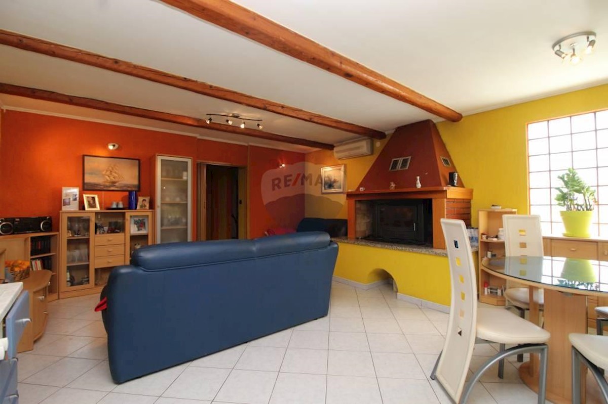 Haus Zu verkaufen - ISTARSKA  MARČANA 