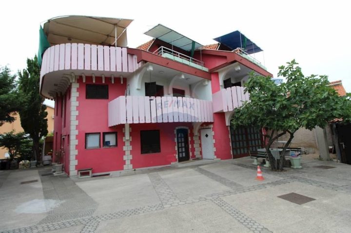 Haus zu verkaufen 629 m² – Šilo