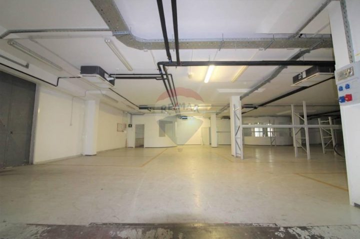 Locaux commerciaux À louer - Primorsko-goranska Rijeka - foto 5/24