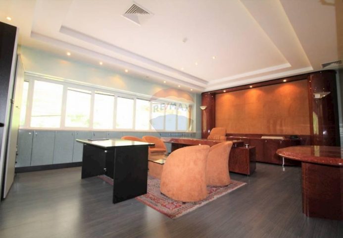 Commerciale in vendita 2902 m² – Škurinje