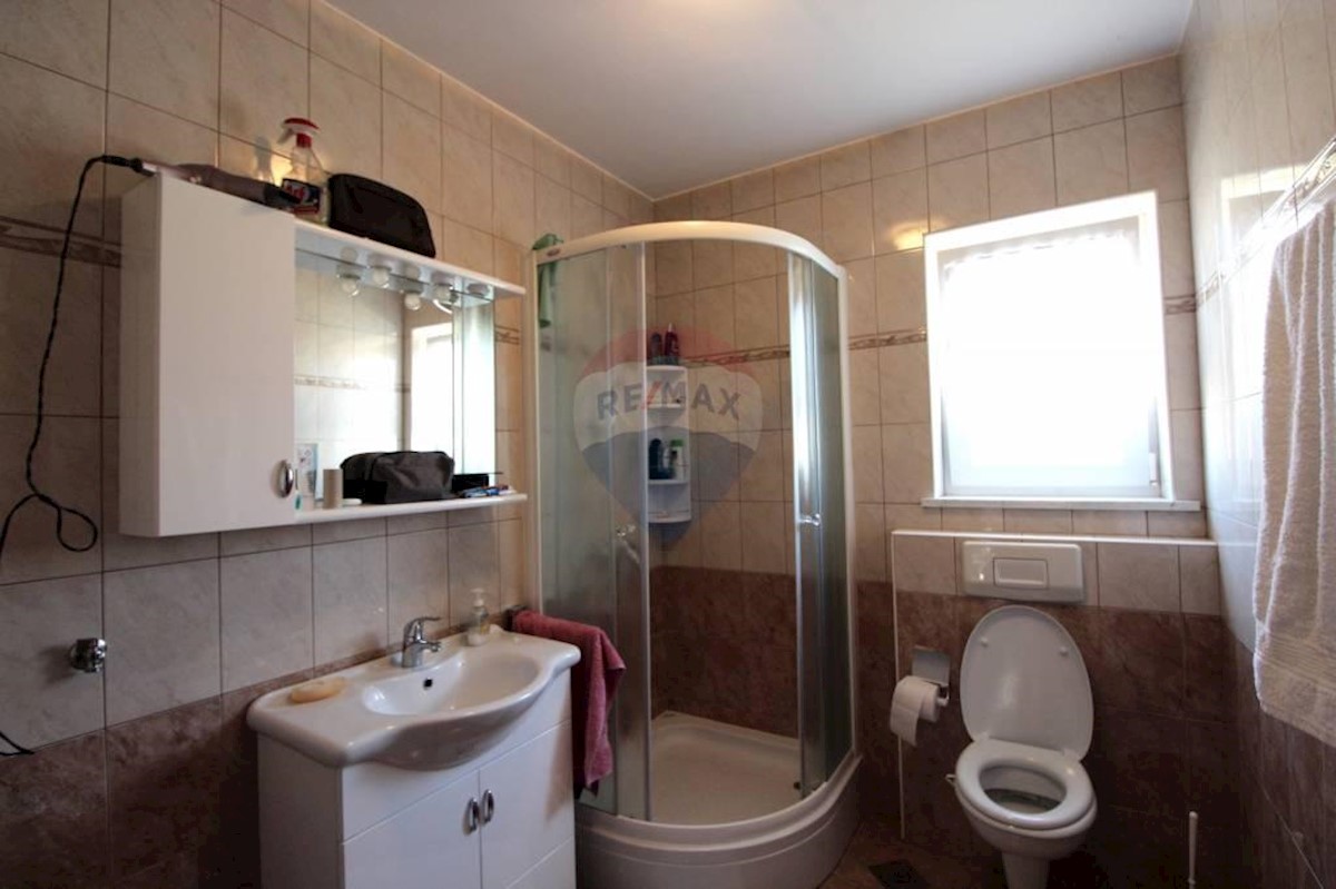 Apartma Na predaj - PRIMORSKO-GORANSKA  KRK 