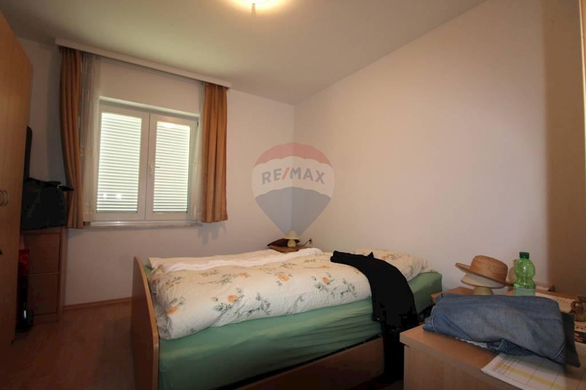 Apartma Na predaj - PRIMORSKO-GORANSKA  KRK 