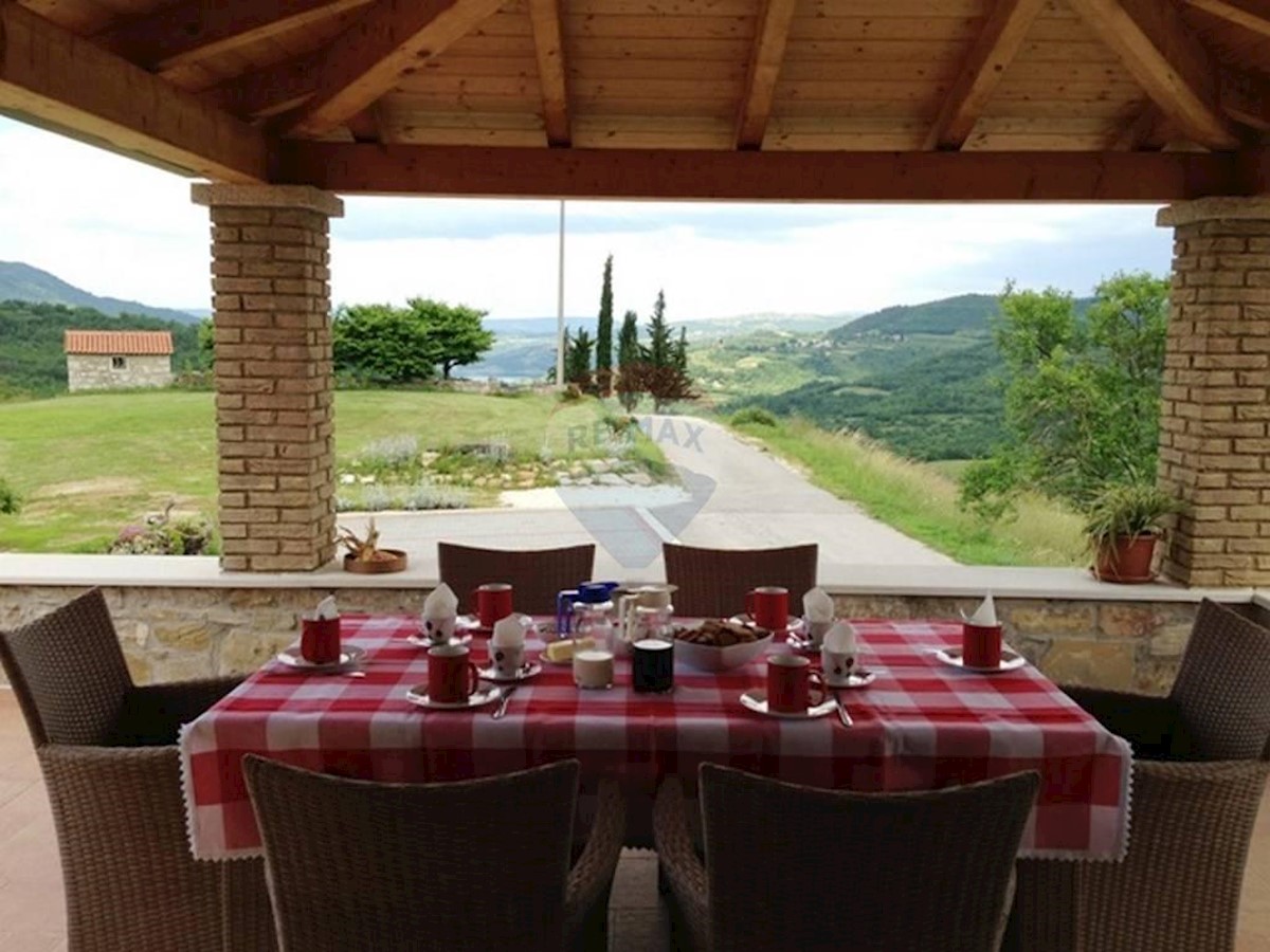 Dom Na predaj - ISTARSKA  PAZIN 